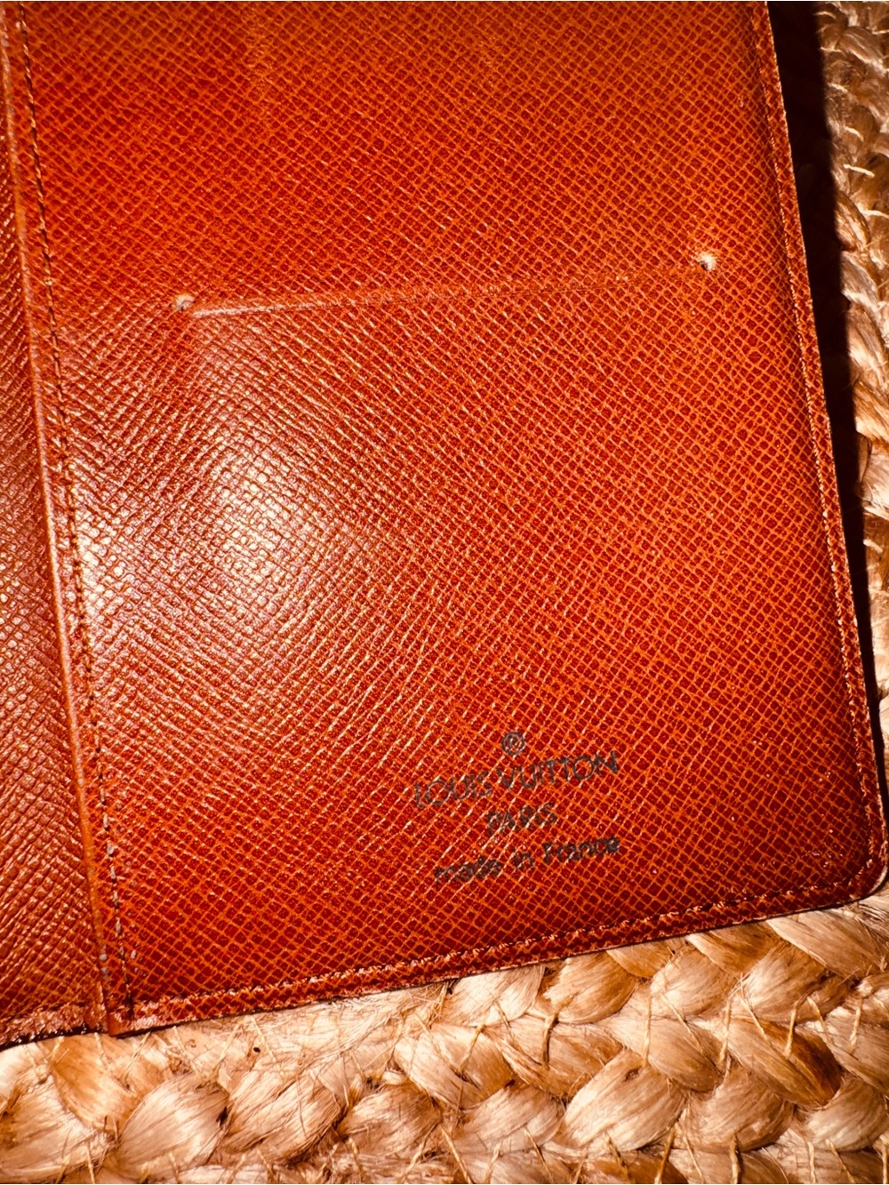 LOUIS VUITTON
Monogram Porte Valeurs
Checkbook Wallet 2012 - Picture 7 of 13